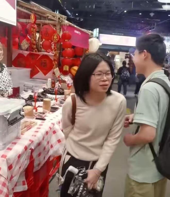 马航失联乘客家属_马航失联飞机打捞_