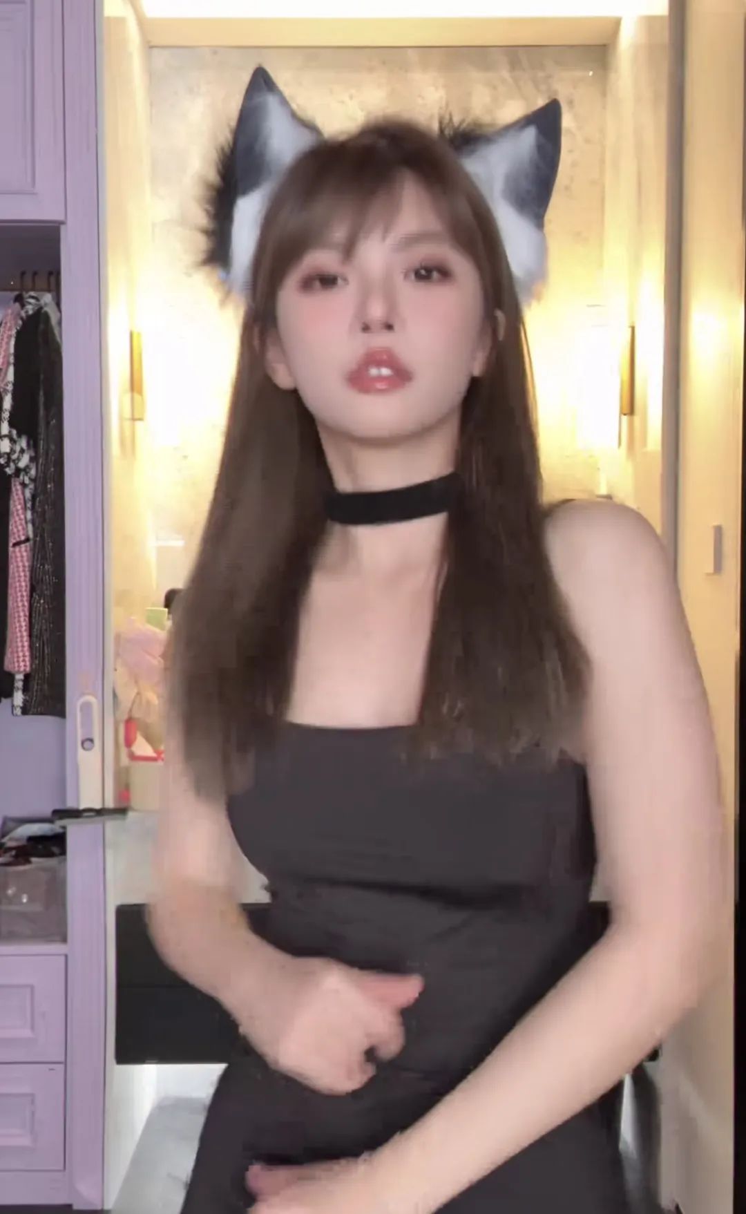 周淑怡直播间请教如何跳擦边舞!网友热评:可飞?周淑怡怒怼:飞你老木!