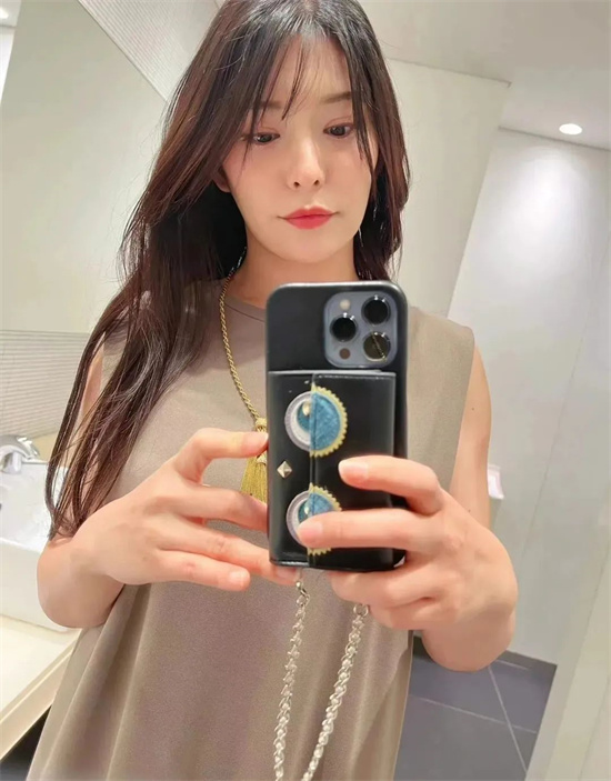 公司违法董事负什么责任_董事因违法所承担的行政责任_